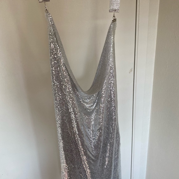Silver shinny dress - Picture 3 of 3